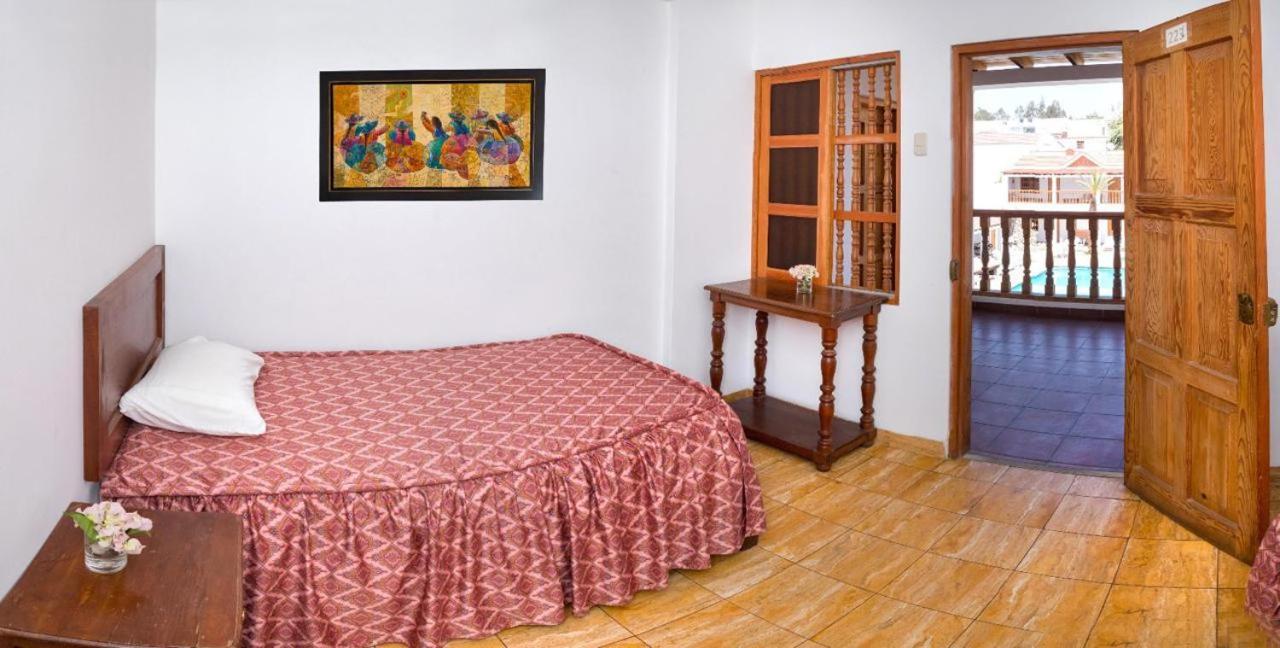 Hotel El Huarango Ica Exteriör bild