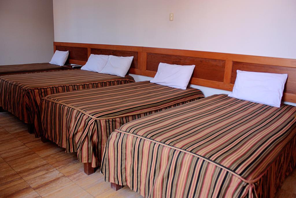 Hotel El Huarango Ica Exteriör bild